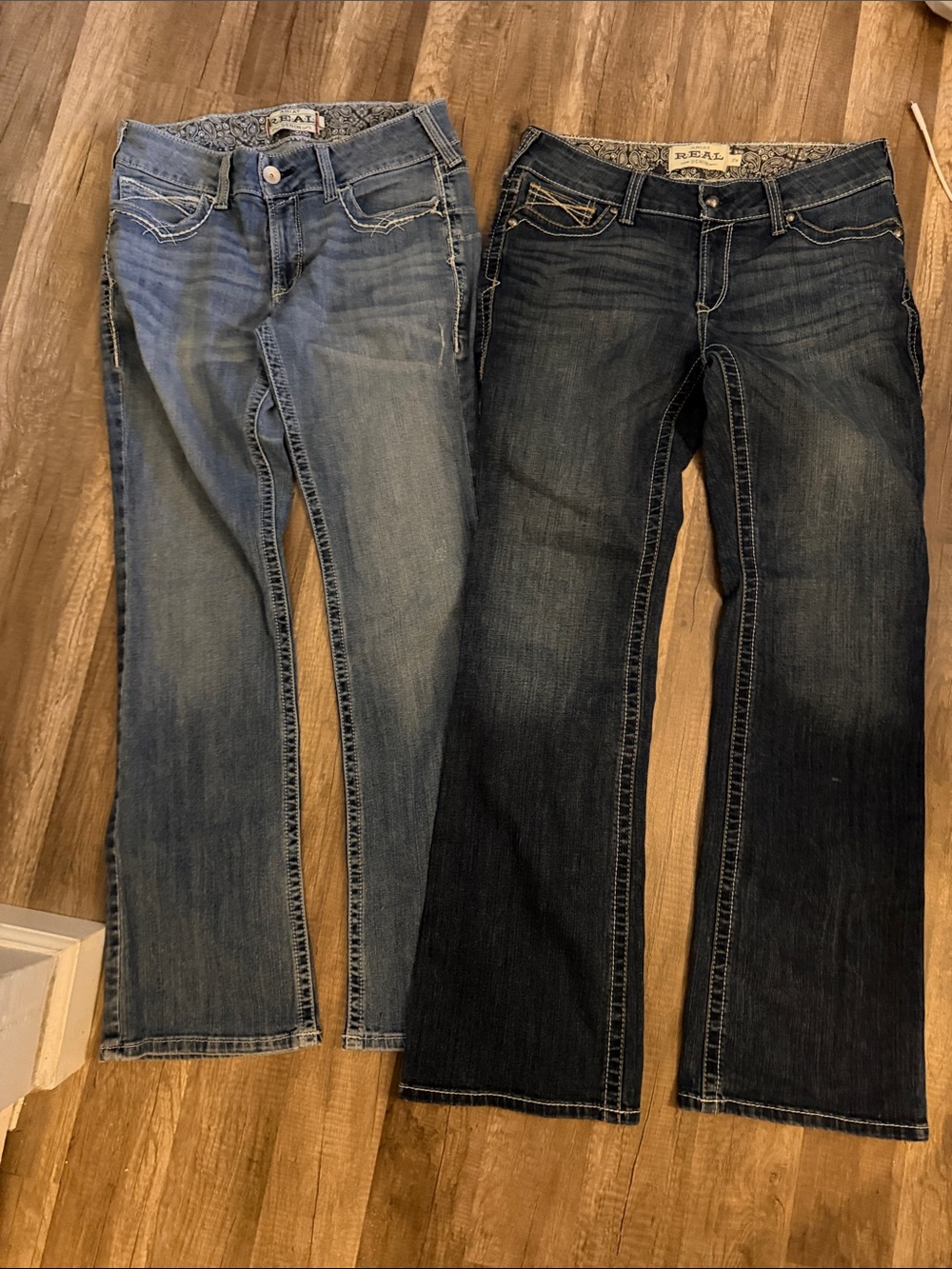 Lot of 2 ARIAT Women’s MidRise Bootcut Jeans- Size 31R